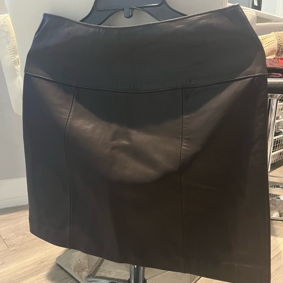 Lord & Taylor Dark Brown Short Leather Skirt - Picture 2 of 7